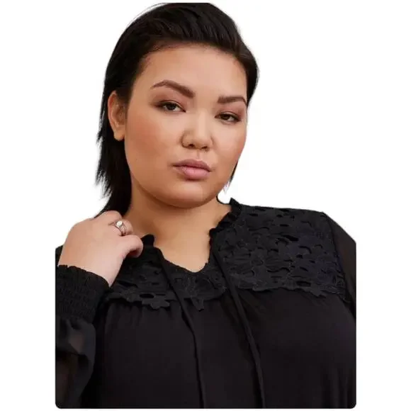 Torrid NWT Super Soft Chiffon Sleeve Lace Inset Tie Detail Top Black Size 1X - Picture 5 of 7